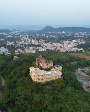 Titardi Garh- 18th Century Castle Homestay